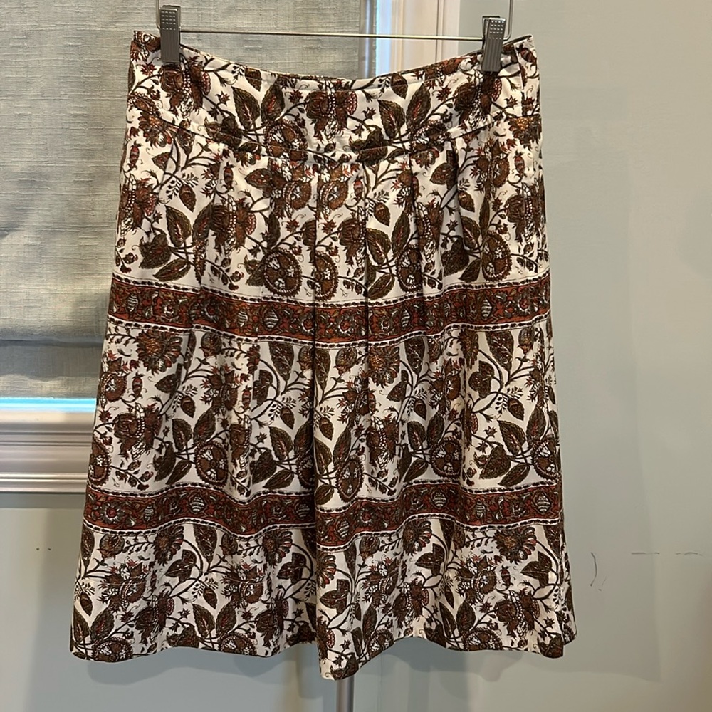 Banana Republic silk pleated midi skirt, size 4
